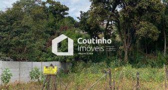 CI 418 - Lote à venda no Centro de Itaguara, saída para Crucilândia – 300m²,  25 metros de frente, plano e com Potencial Comercial ou residencial!